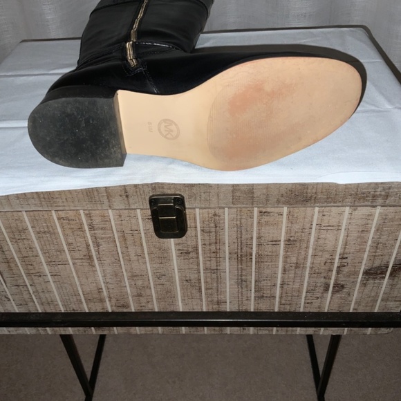 MICHAEL KORS BOOTS - Picture 6 of 7